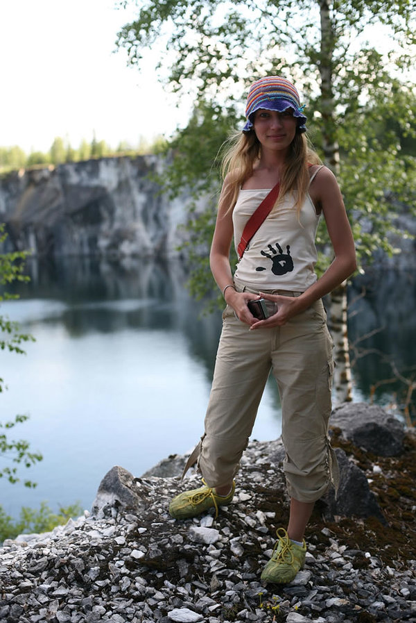 Милана, 22